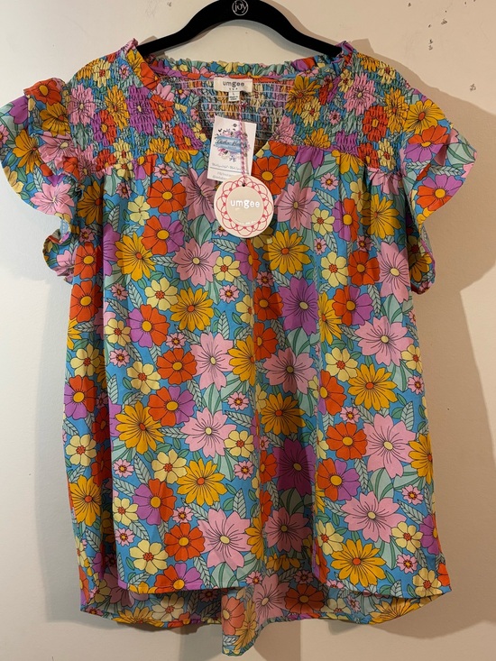 Umgee Tops - Umgee Split Neck Smocked Floral Print Ruffle Sleeve Top Large vibrant retro NWT